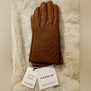 Coach Embossed Leather Tech Gloves BNWT